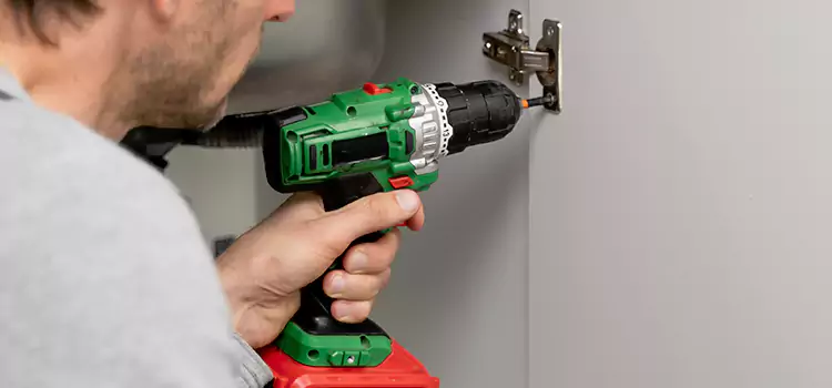 Commercial Door Hinge Repair Bridgeton